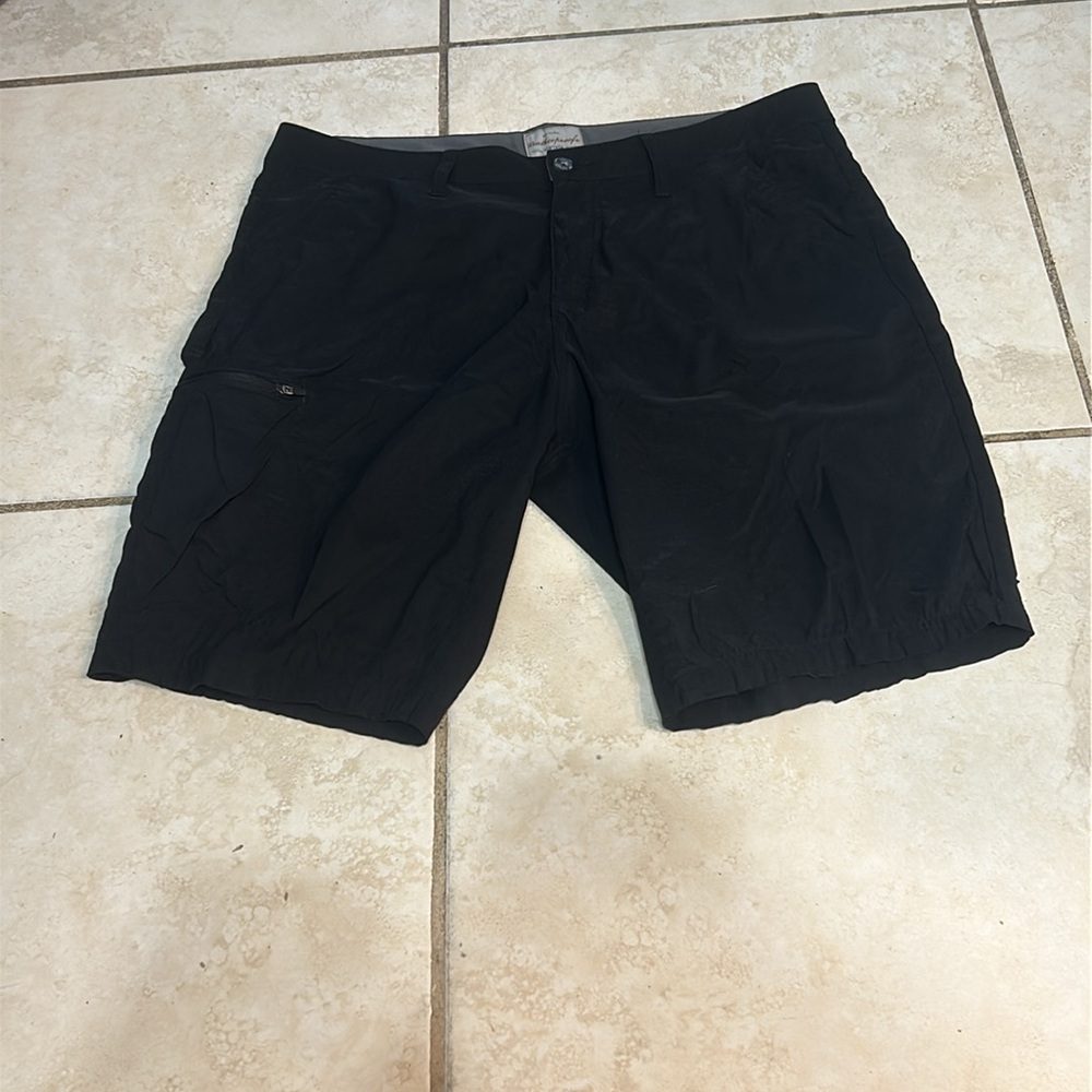 Weatherproof Vintage Men’s Black Trail Shorts w Zipper Pocket 34